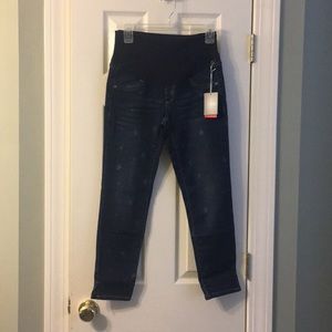 Maternity crop jeans